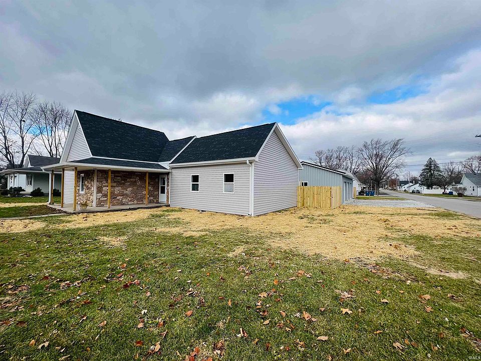 202 W North B St, Gas City, IN 46933 Zillow