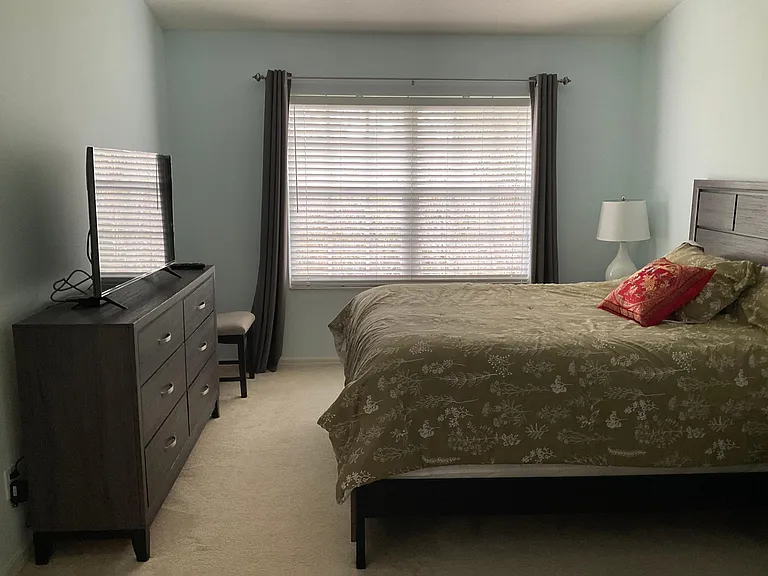 819 Montrose Dr #202 — Photo 19