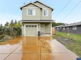 3902 Hawthorne Ave NE, Salem, OR 97301