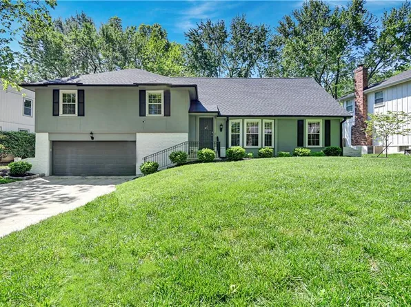 8107 W 101st St, Overland Park, KS 66212