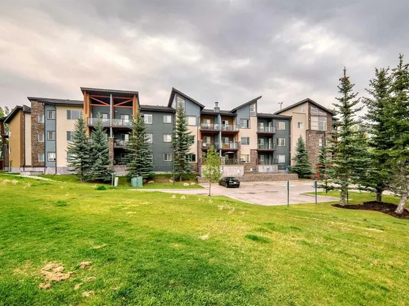 3950 N 46th Ave NW #211, Calgary, AB T3A 0L9
