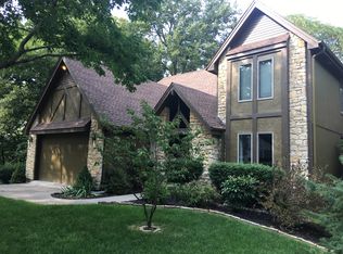 4441 NW Claymont Woods Dr, Kansas City, MO 64116