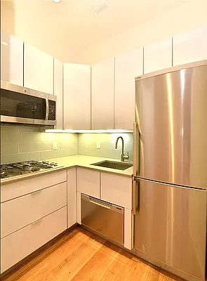 Rented by REAL New York | media 13