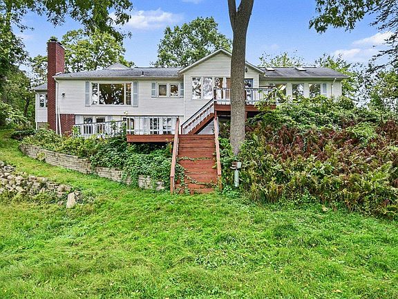 4th image of 2805 Chippewa Ln