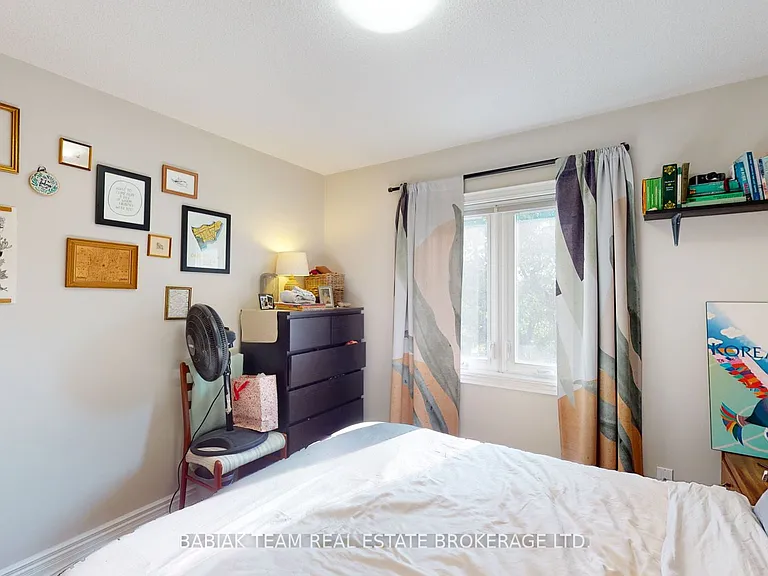 442 Gladstone Ave #2 — Photo 15