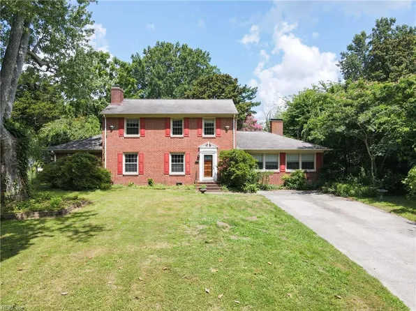 105 Thomas Nelson Ln, Williamsburg, VA 23185