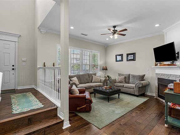 5th image of 535 N Tennyson Ln