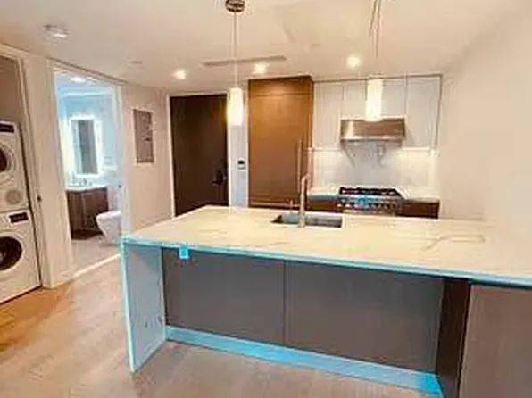 134-37 35th Avenue image 25 of 25