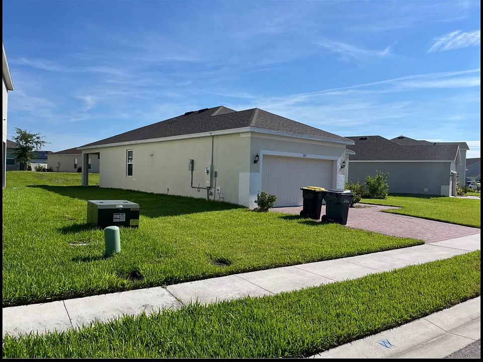 1st image of 739 Campo Ln
