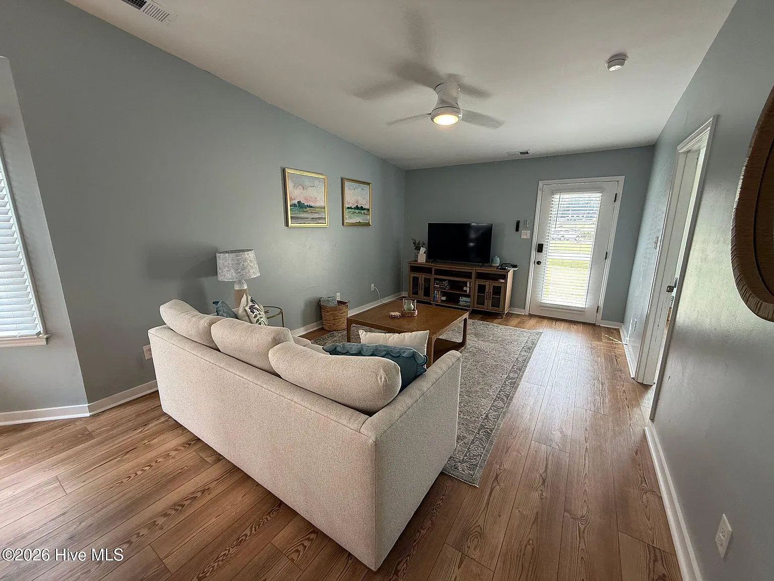 2 bed, 2.0 bath, $1,600 — Photo 3