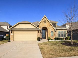 1505 Zebra Finch Dr, Little Elm, TX 75068