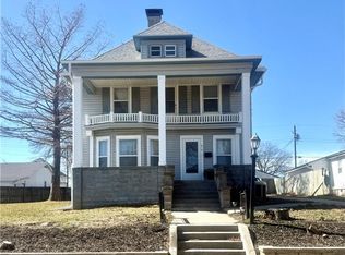 614 S Buchanan St, Maryville, MO 64468