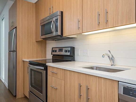 Hawthorne 31 ; Studio Kitchen