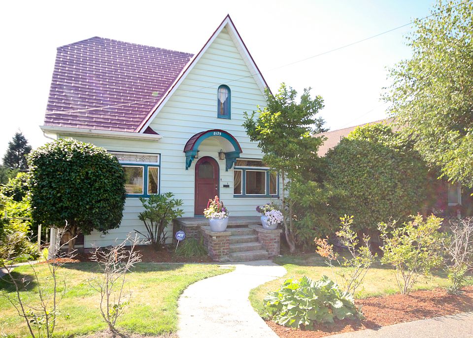 Great curb appeal.