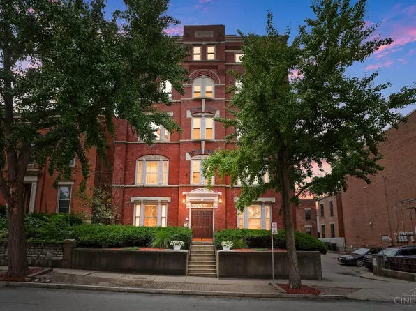 427 Hopkins St Unit 8, Cincinnati, OH 45203