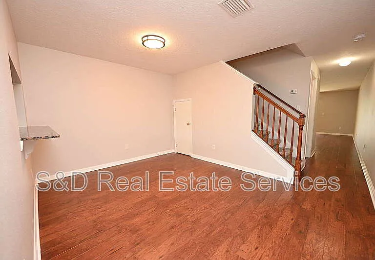 5360 River Rock Rd — Photo 11