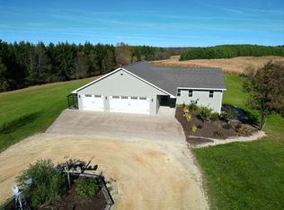 E10446 McCarty Rd, Readstown, WI 54652