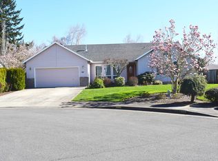 2586 Lexington Ct, Woodburn, OR 97071
