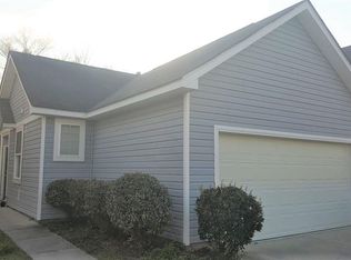 8765 Shadowglen Dr, North Charleston, SC 29420