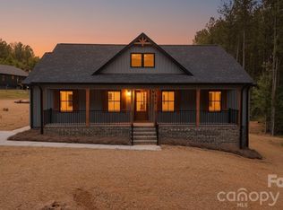 264 Vic Randall Rd, Lawndale, NC 28152
