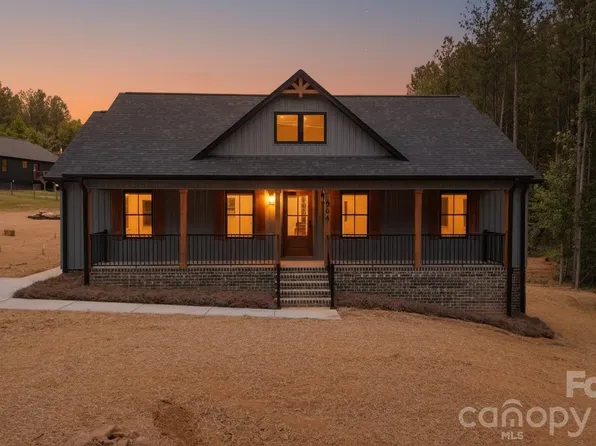 264 Vic Randall Rd, Lawndale, NC 28152