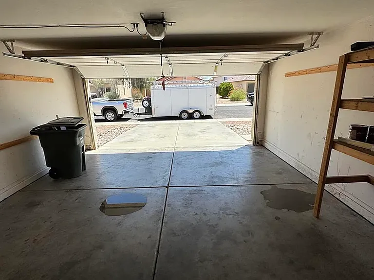 1338 E 10th Pl — Photo 19