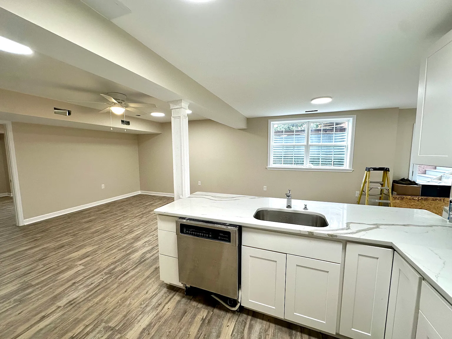 21700 Slidell Rd — Photo 1