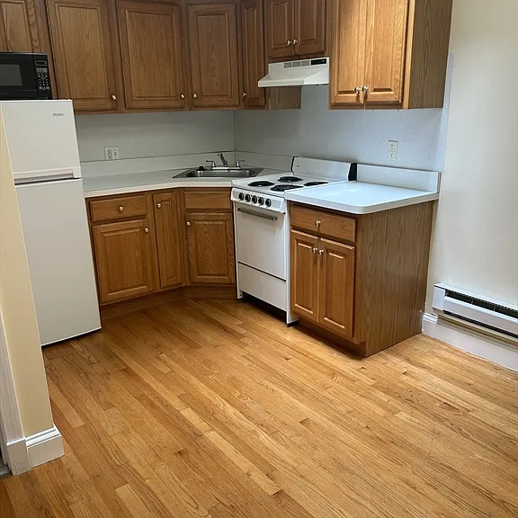 2 Winchester Pl #5 — Photo 2