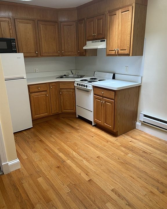 2nd image of 2 Winchester Pl APT 5
