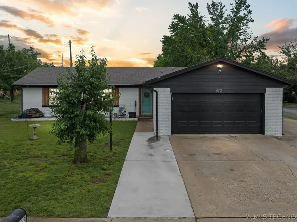 412 Tobago Dr, Sand Springs, OK 74063