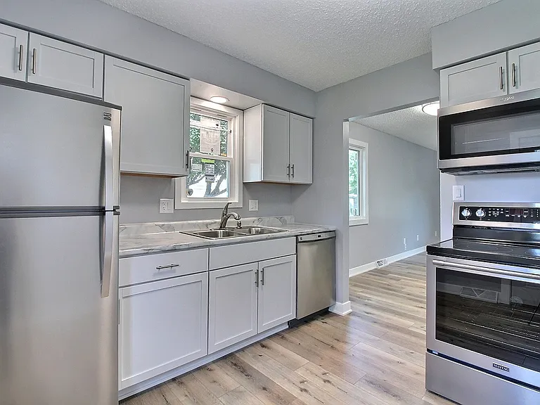 2669 Idaho Ave — Photo 3