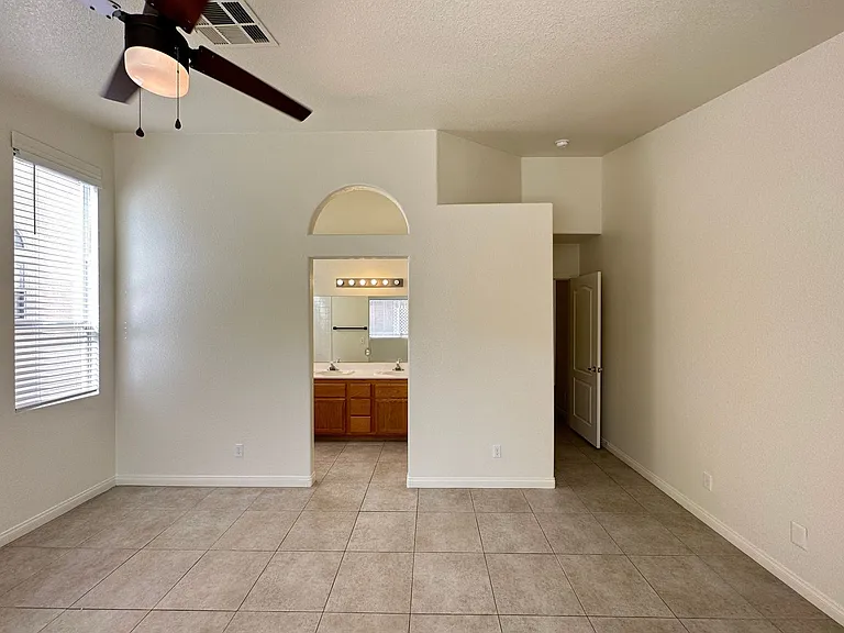 7629 Rockfield Dr — Photo 12