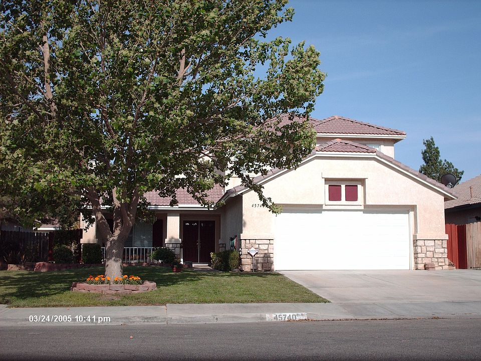 Seller moved out so you can move in!