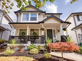 6462 185th St, Surrey, BC V3S8S8