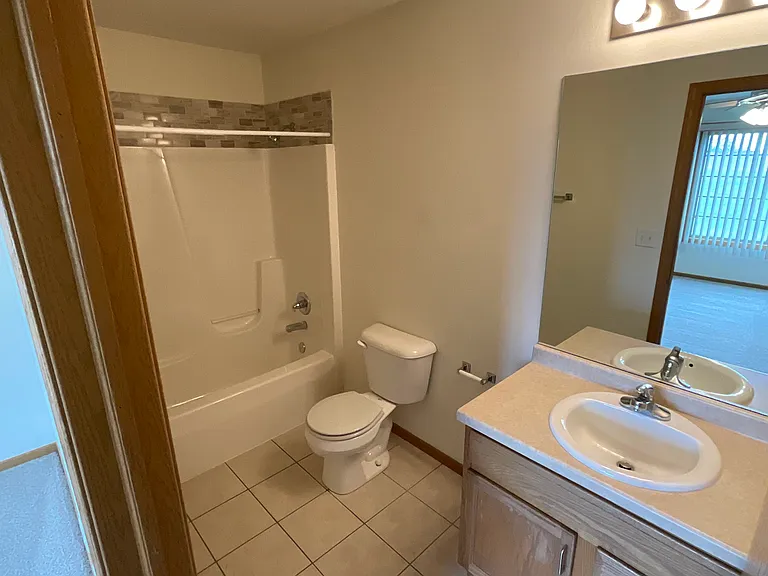 1209 Winans Ave — Photo 10