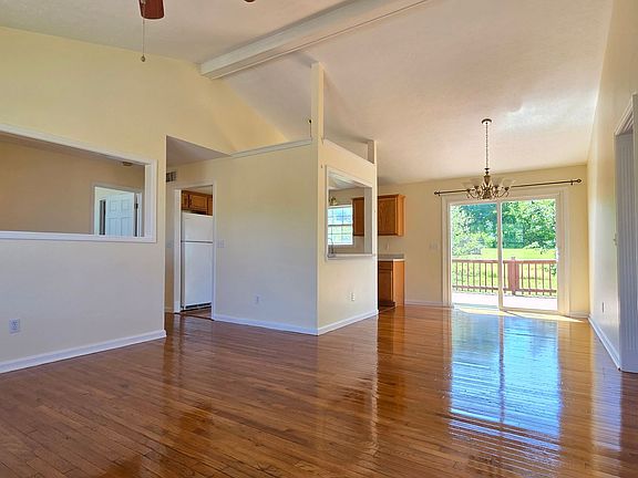 4th image of 140 Byerly Blvd
