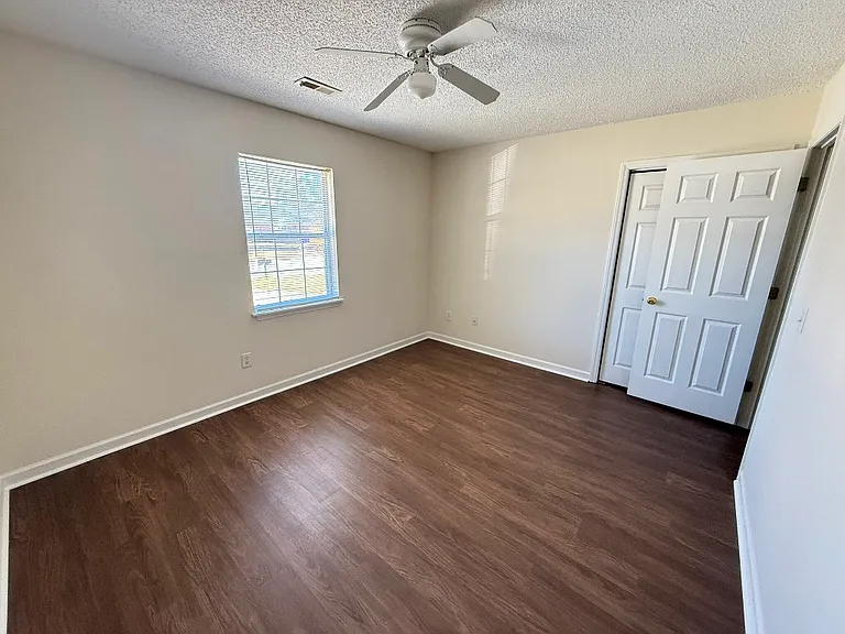 1108B Holden Dr #B — Photo 14