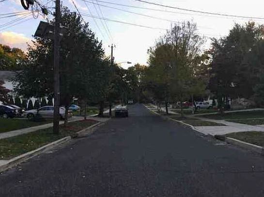 2nd image of 52 Madison Ave