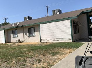 658 E Ventura Ave, Tulare, CA 93274