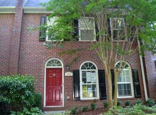 8006 Saint Charles Sq, Roswell, GA 30075