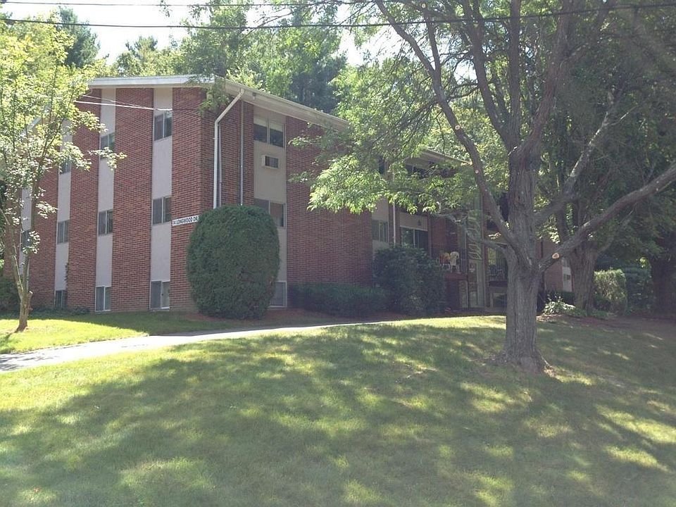 1st image of 14 Longwood Dr APT 10