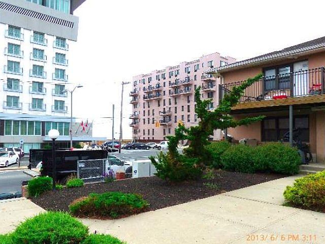 2nd image of 65 West Broadway