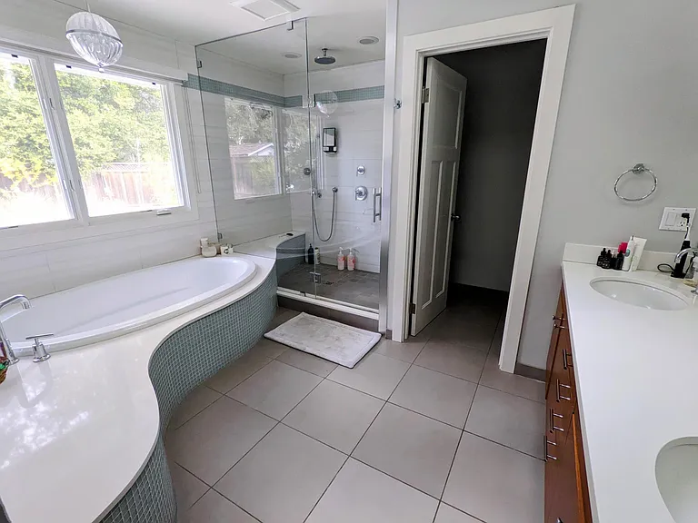 1525 Kensington Cir — Photo 12
