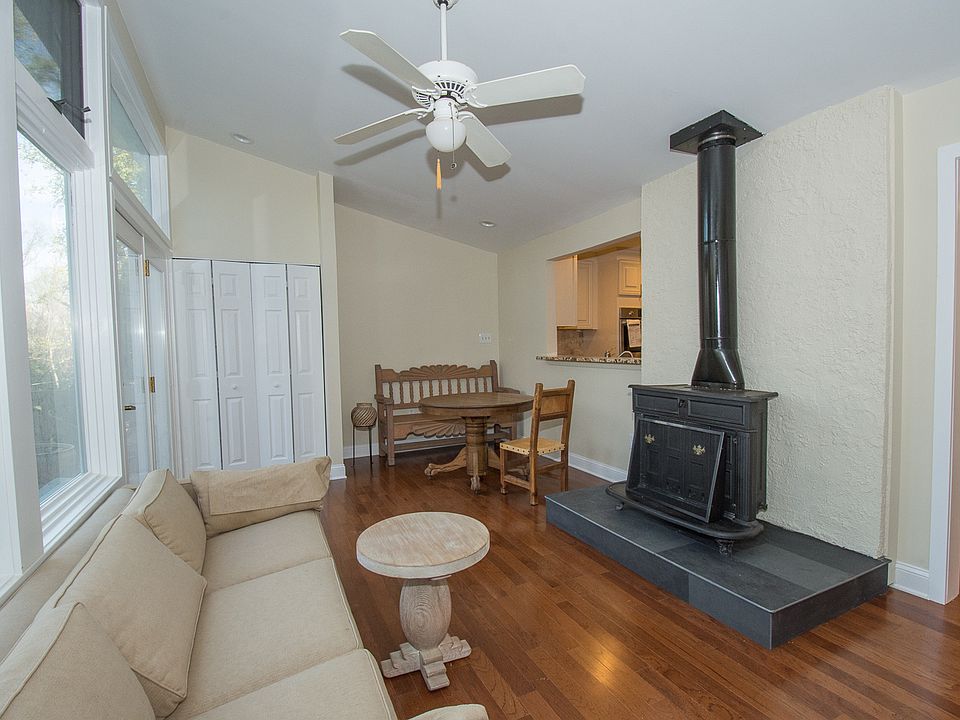 2nd image of 1416 Flat Rock Rd