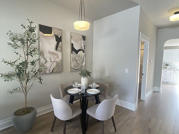 3rd image of 807 NE 74th Ave