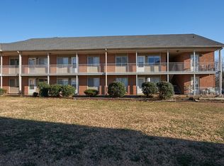 2414 Memorial Blvd APT 5, Springfield, TN 37172