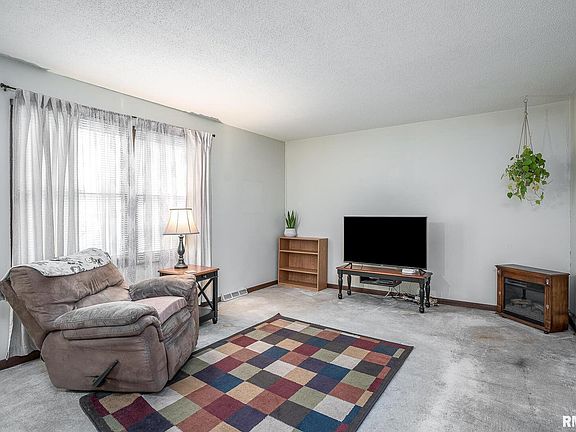 4th image of 3215 W 66th St