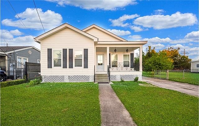 1st image of 2709 Palmetto St