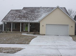 1310 W 51st St, Davenport, IA