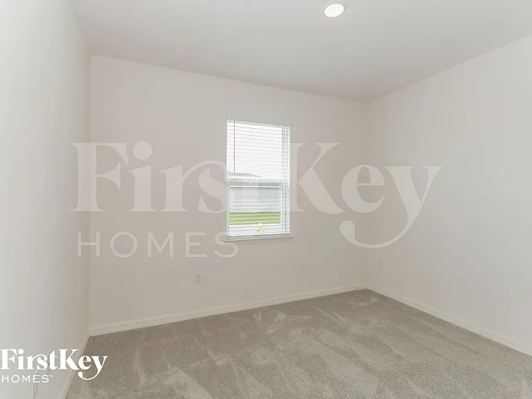 125 Windsor Reserve Dr — Photo 13
